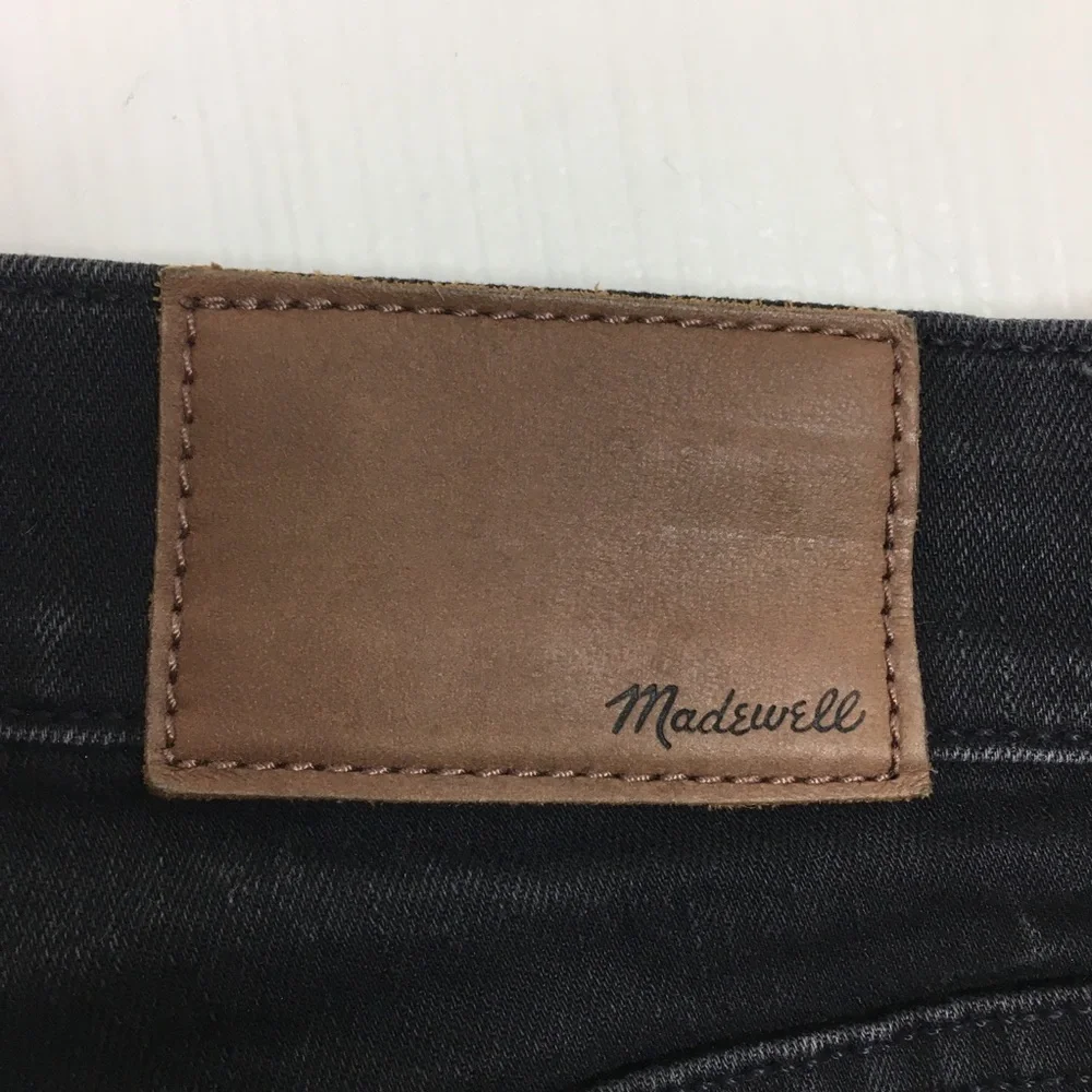 Madewell 8” Skinny‎ Black Jeans Rip Knee Raw Hem 26